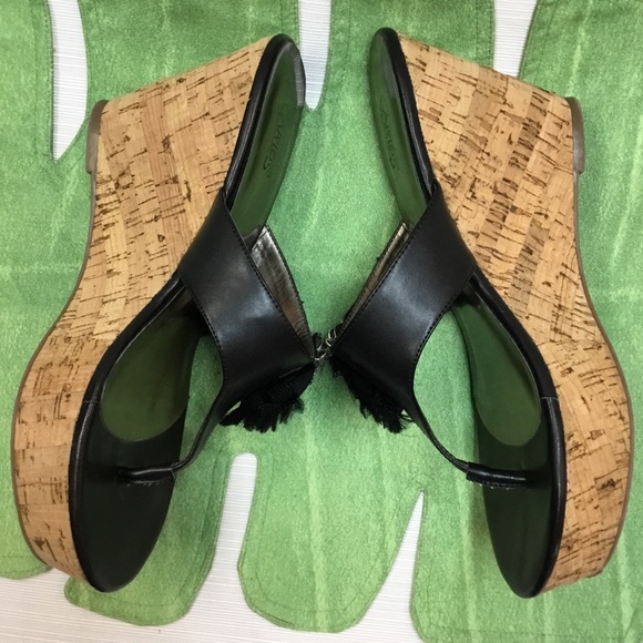 Fun Black Thongs with Rhinestones. Carlos Santana - Picture 6 of 8